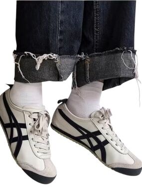 Onitsuka Tiger Mexico 66 by Asics Unisex Sneakers NWOT